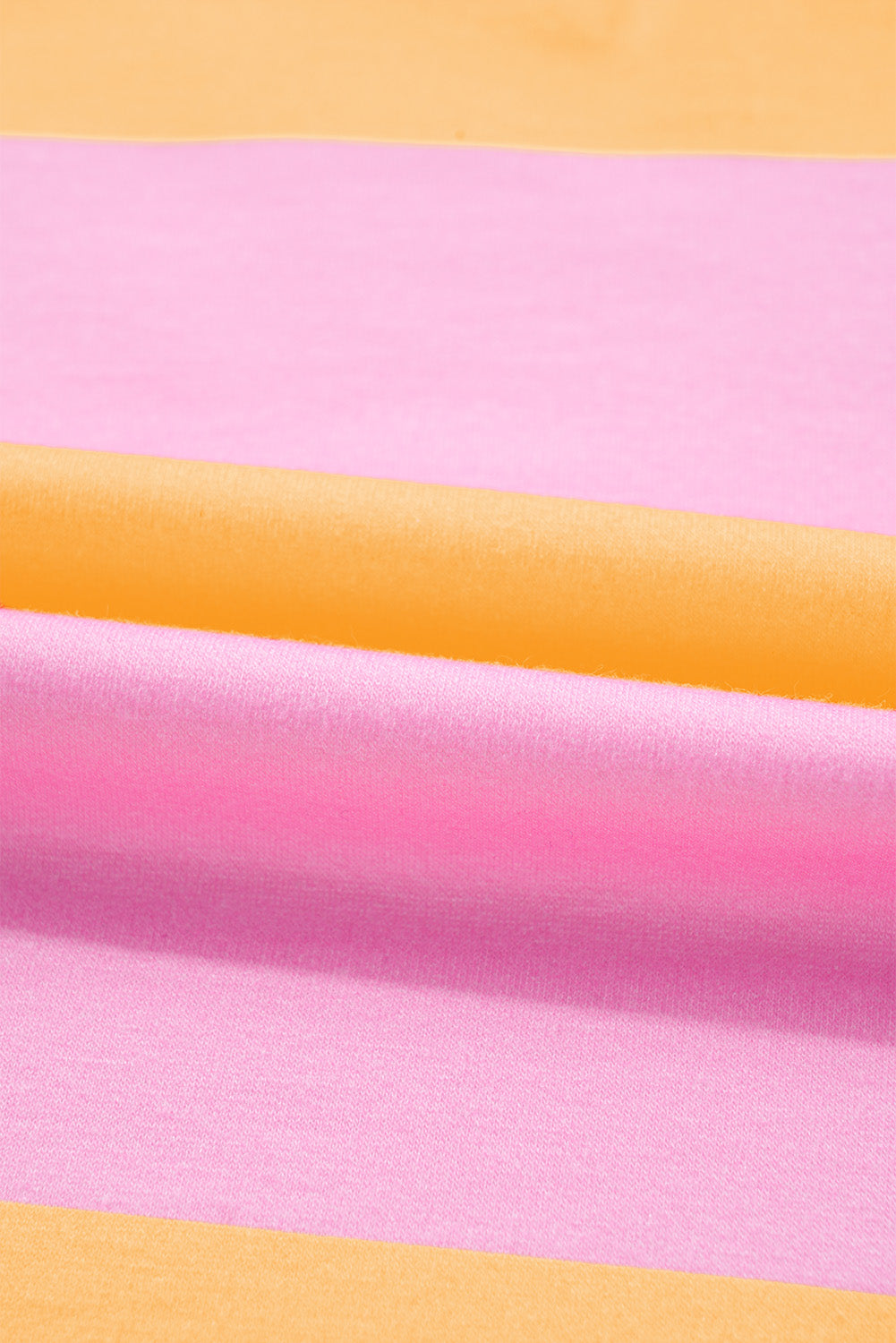 Sweatshirt mit kontrastierenden Streifen und Kragen