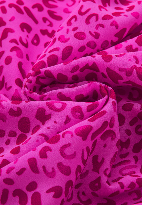 Gerüschte Bluse mit Leopardenmuster und Stehkragen