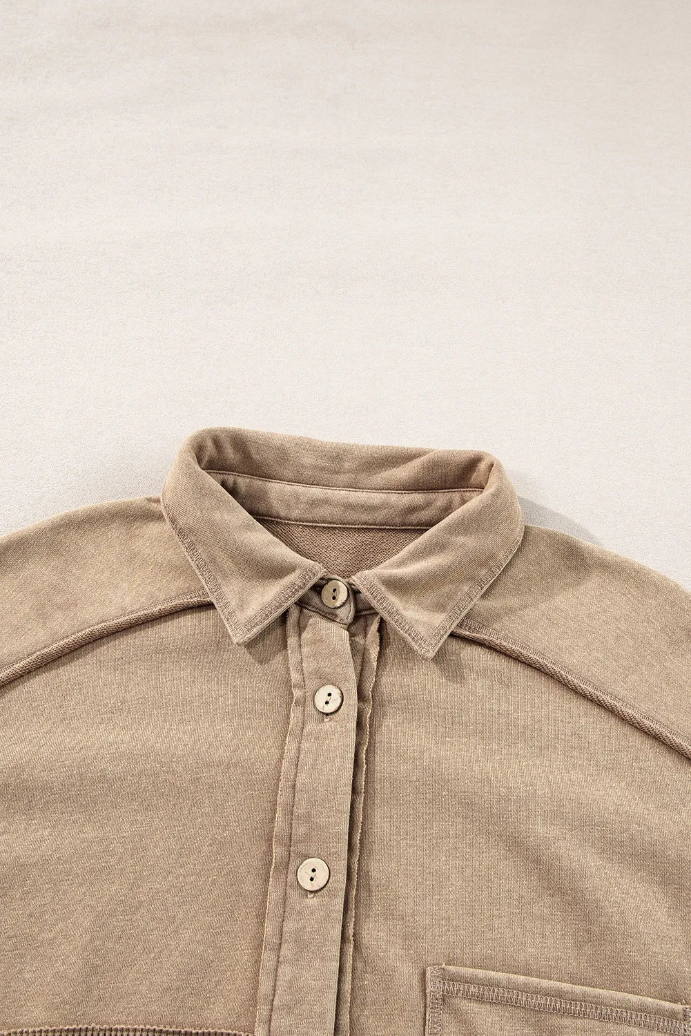 Langärmlige Shacket mit Waffelstrickkragen