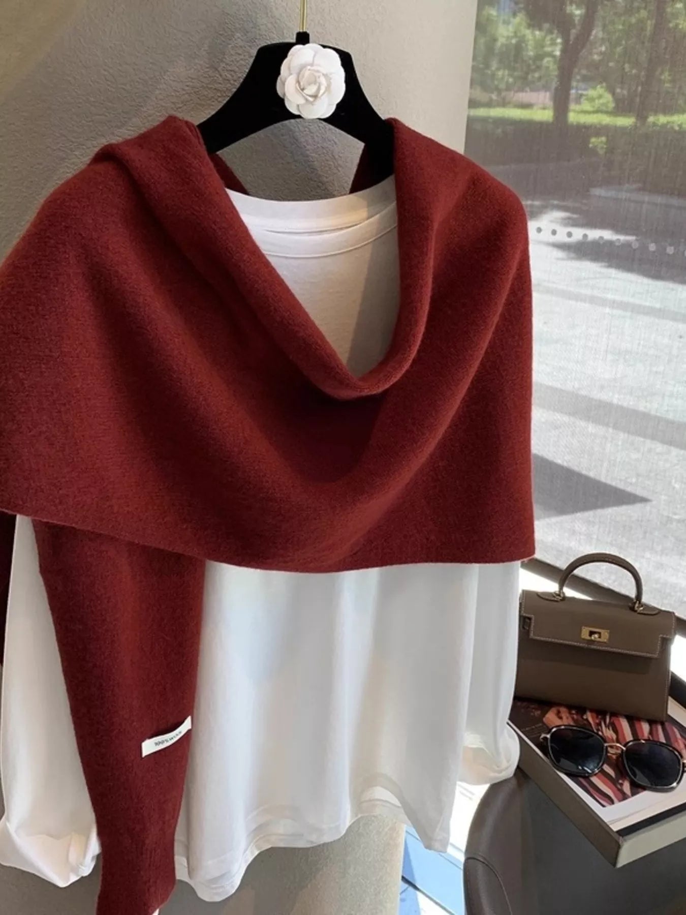 2204ac096c194066b158a3668dbd070e-Max-Origin