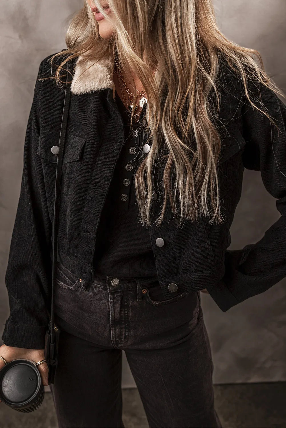 Flauschige Button-Down-Jacke mit Kragen