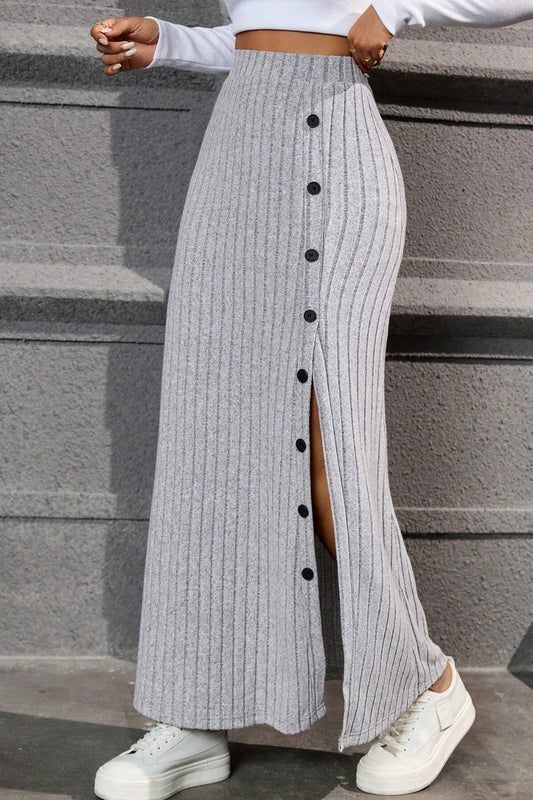 Gerippter Rock mit Schlitz und hoher Taille