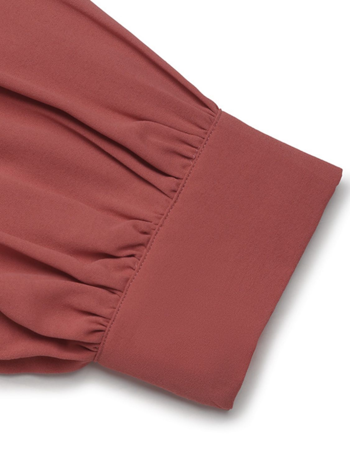 Perfee – Langärmliges Hemd mit gerüschtem Kragen