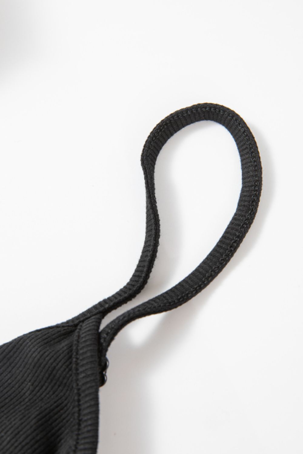 Set aus Chorhemd-Camisole und langärmligem Spitzen-Überwurf