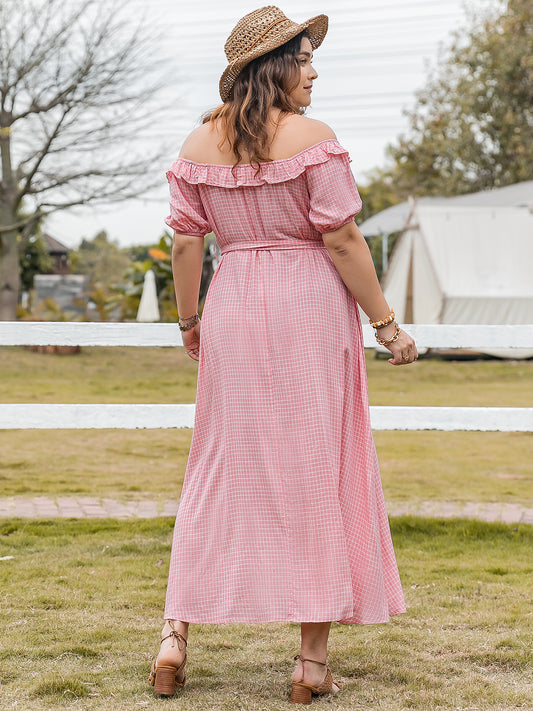 Kariertes, schulterfreies, kurzärmliges Midikleid in Übergröße