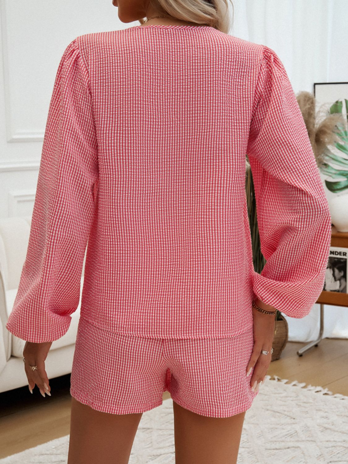 Set aus Langarm-Top und Shorts mit Bindeband