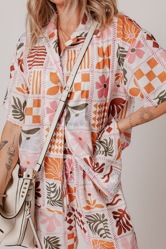 Set aus bedrucktem Hemd mit Kragen und Hose mit weitem Bein