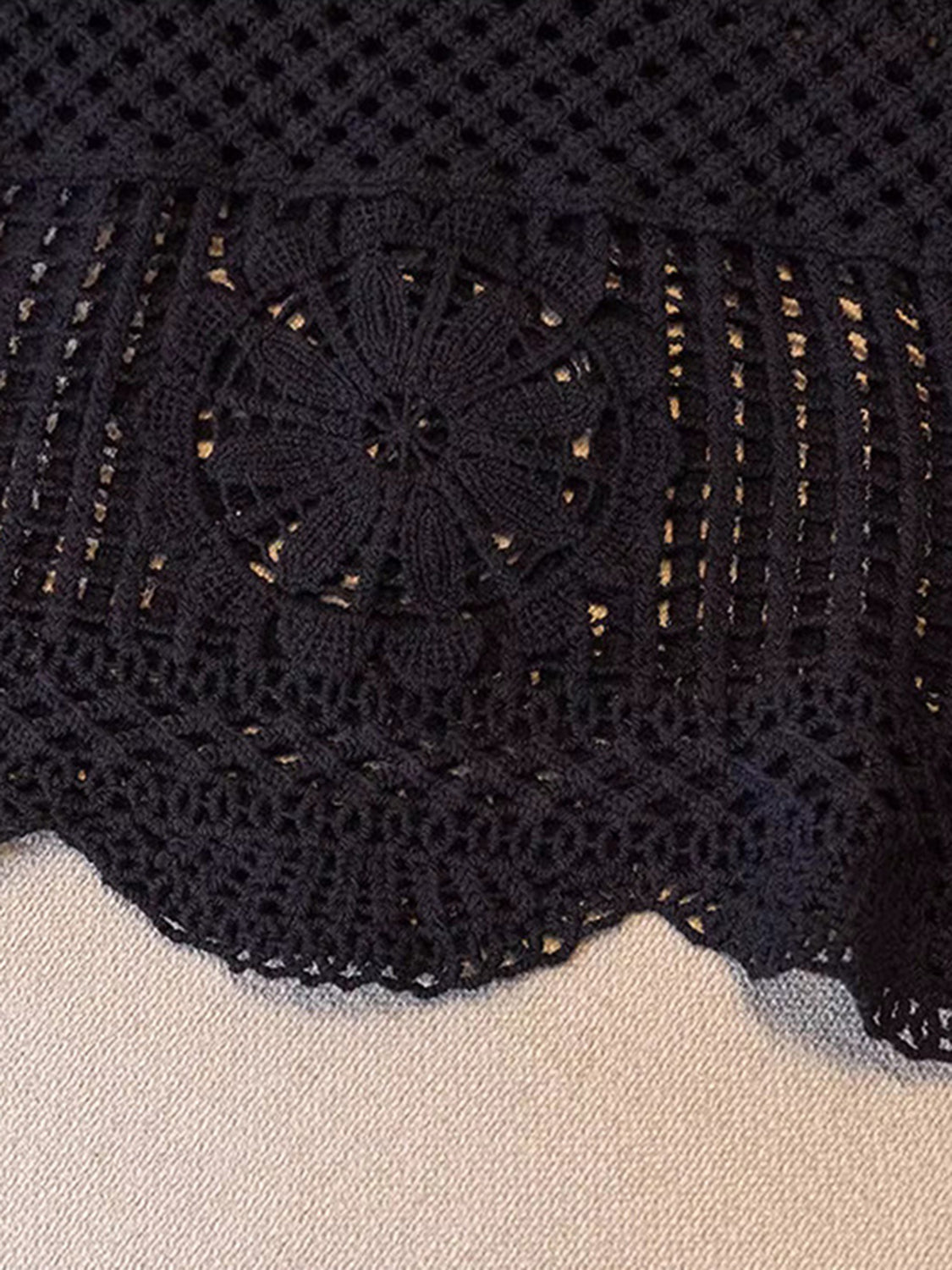 Durchbrochenes Tanktop mit U-Ausschnitt