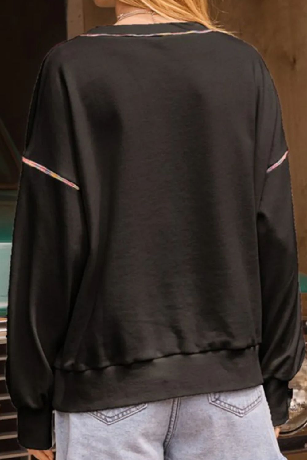 Sweatshirt mit Rundhalsausschnitt und langem Arm und Regenbogenbesatz