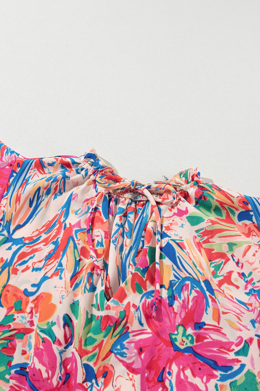 Bluse mit Flügelärmeln, Rüschen und Print