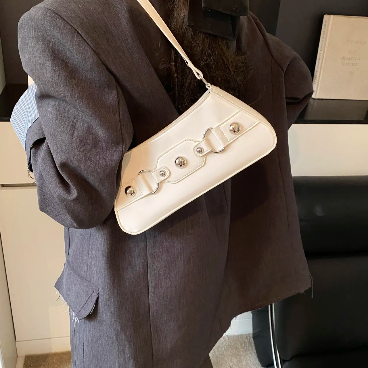 ec197ef357ae4f05a44898ea8b89e0f9-Max-Origin