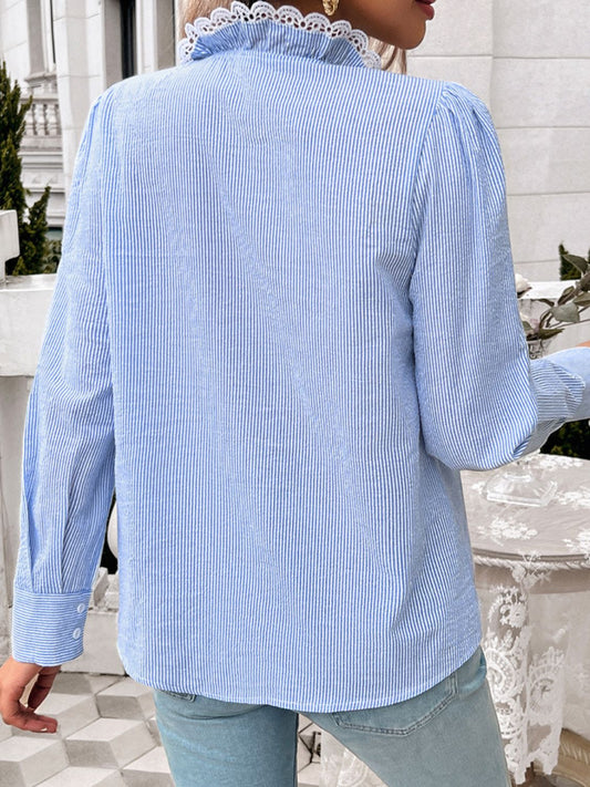 Langärmliges Hemd mit Spitzendetail und Rundhalsausschnitt