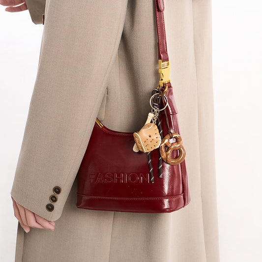 f7027688-69cb-4b83-a8e9-3b96f89f1bd7-Max