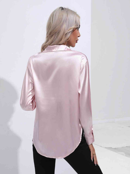 Langärmliges Hemd mit Kragen und Knöpfen