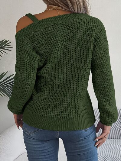 Pullover mit asymmetrischem Ausschnitt und langen Ärmeln