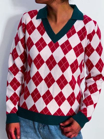 Geometrischer Pullover mit Johnny-Kragen und langen Ärmeln