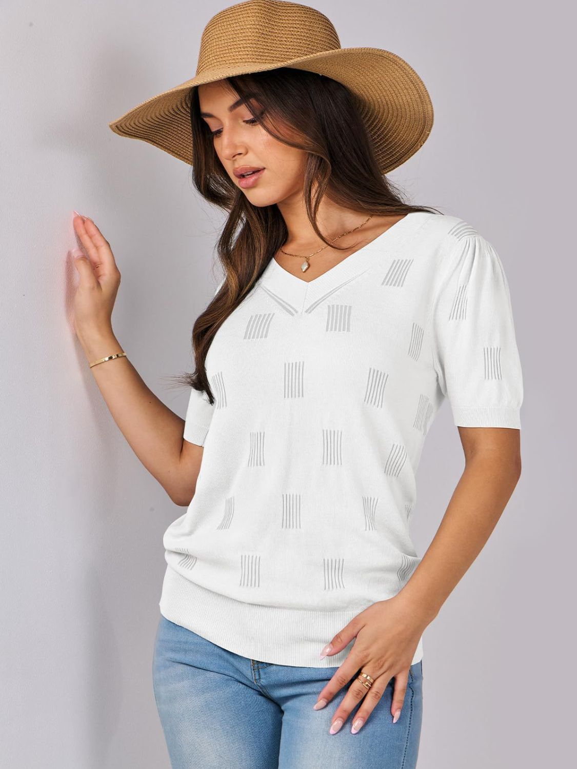 Strickoberteil mit V-Ausschnitt und halblangen Ärmeln