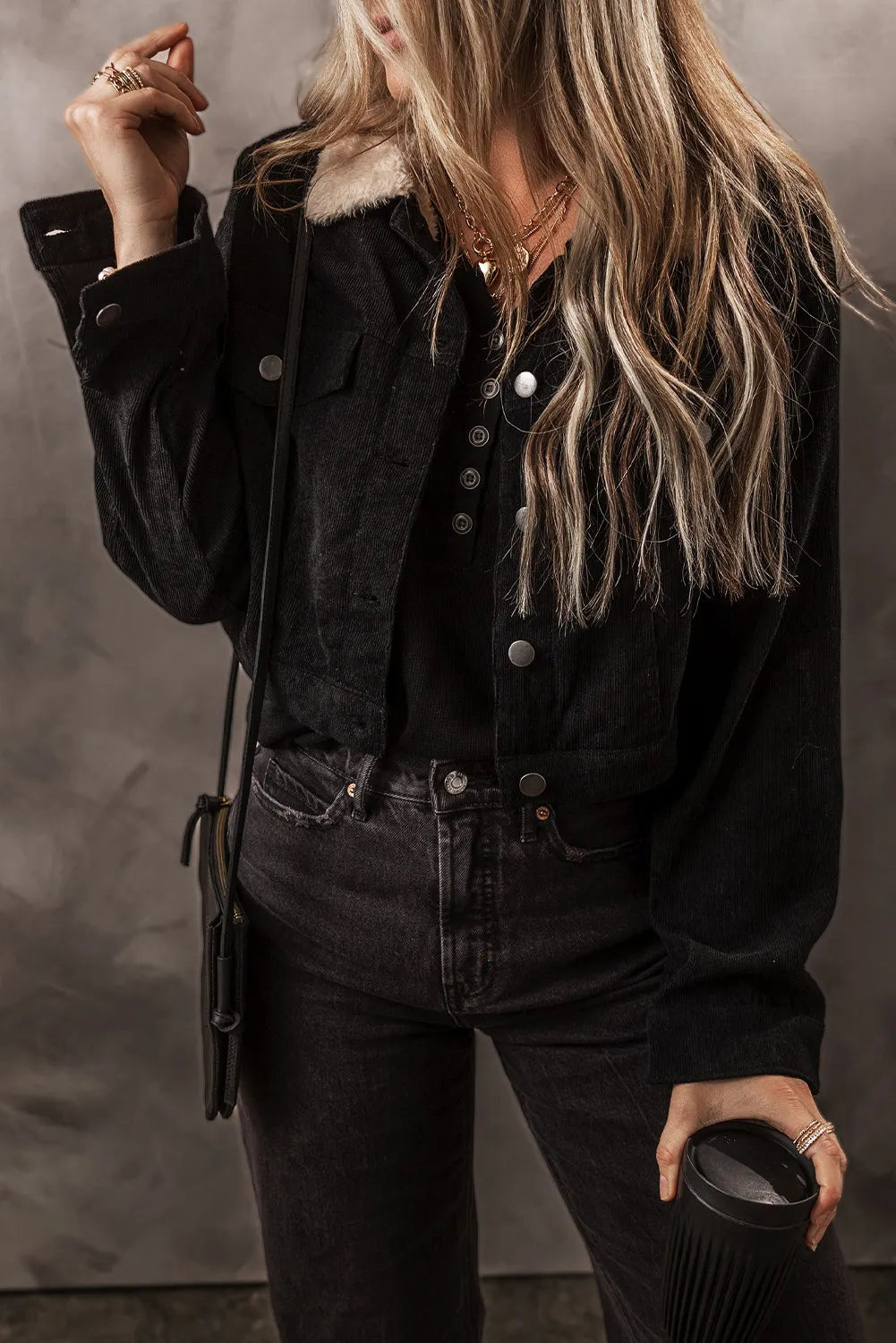 Flauschige Button-Down-Jacke mit Kragen