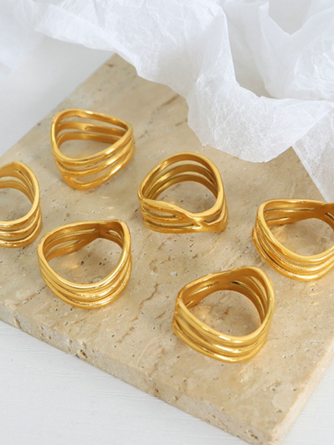 Dreilagiger Ring aus Titanstahl