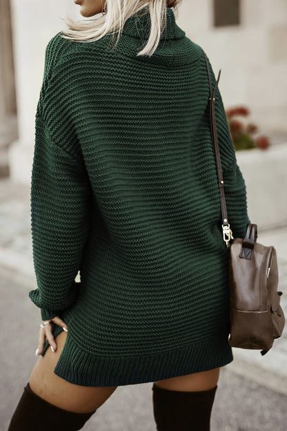 Rollkragenpullover mit langen Ärmeln und seitlichem Schlitz