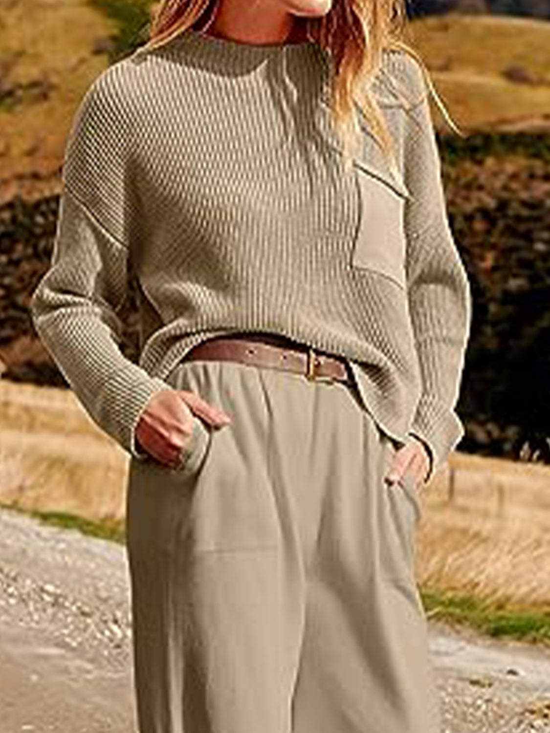 Set aus Strickoberteil und Jogginghose