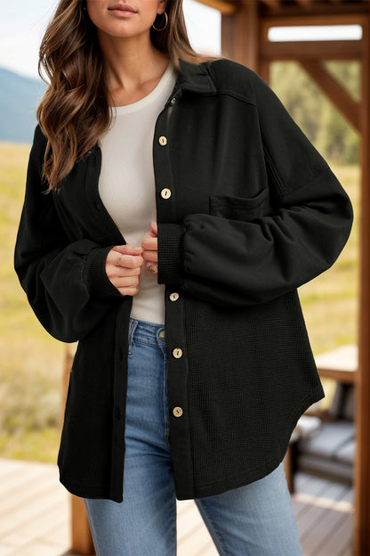 Langärmlige Shacket mit Waffelstrickkragen