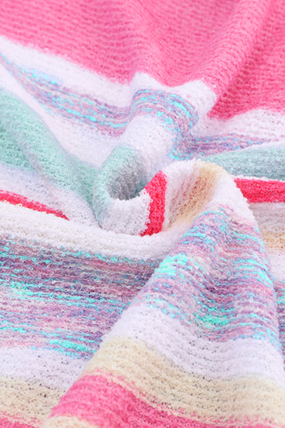 Strickoberteil mit kontrastierendem Rundhalsausschnitt und Dreiviertelärmeln