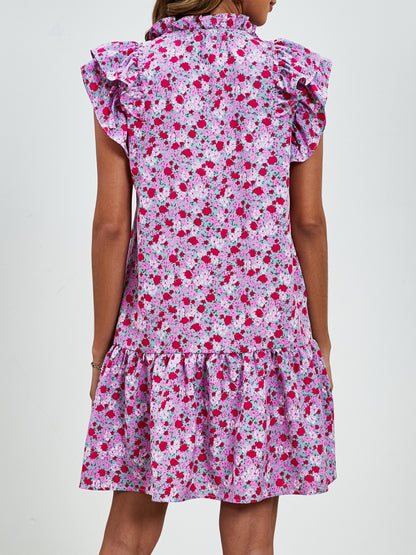 Minikleid mit Blumenmuster und Flügelärmeln