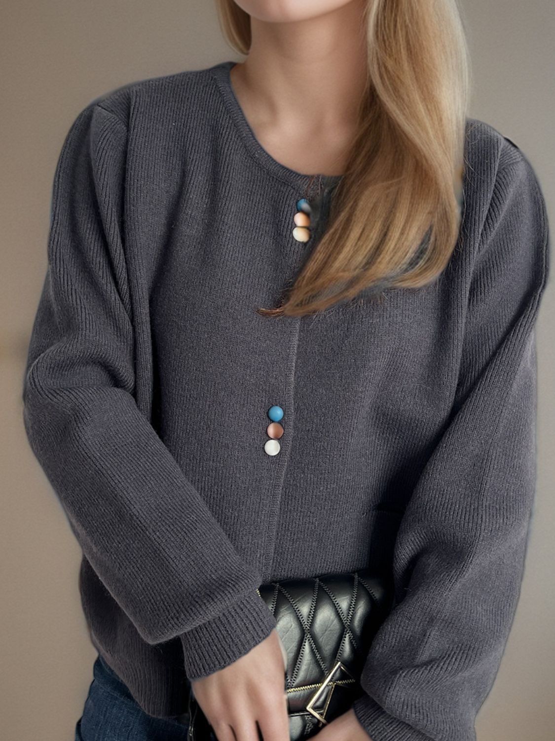 Langärmliger Cardigan mit Knopfleiste und Taschen