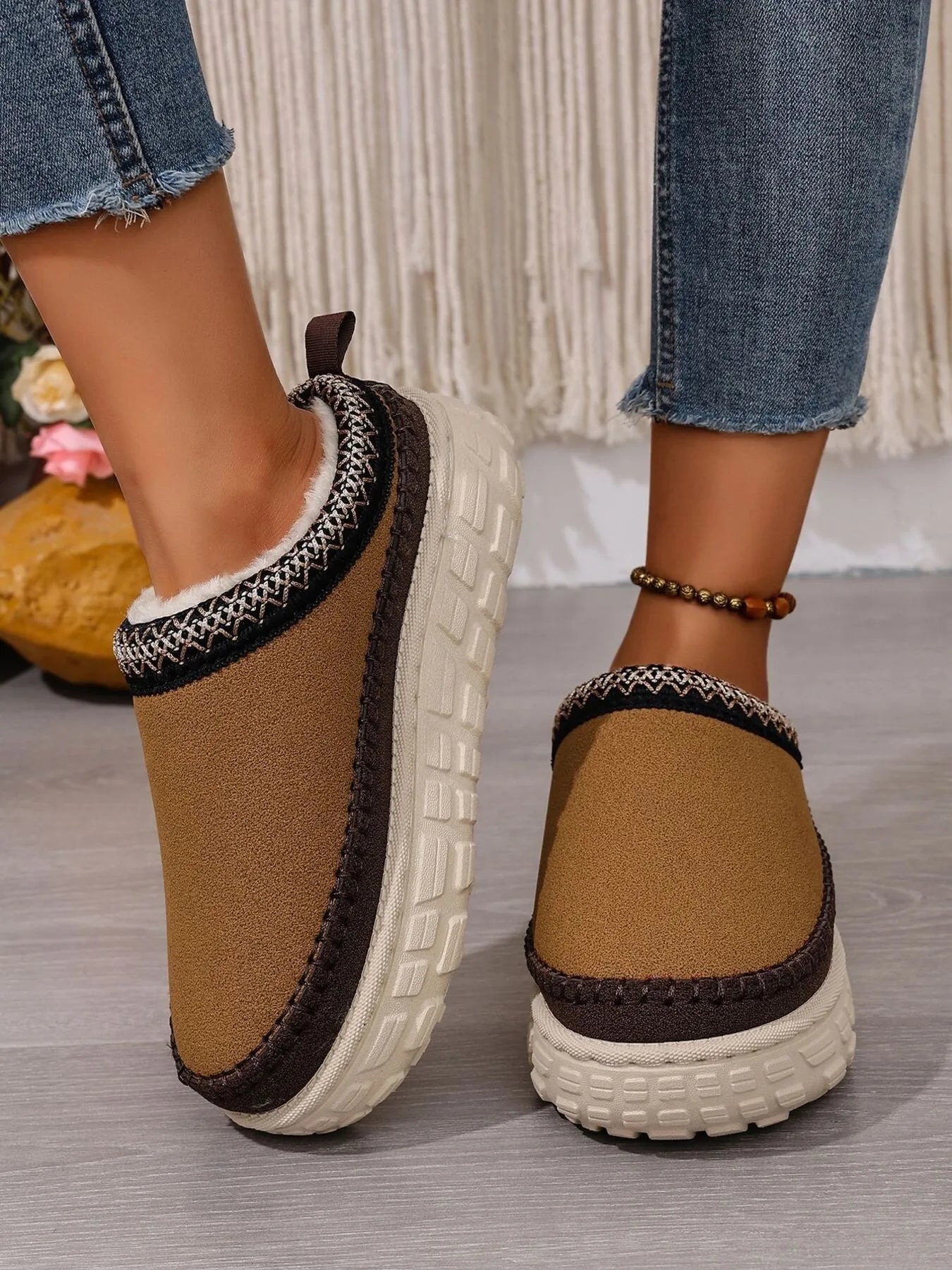 0fb845082dfc42b3a9d38ed34a971906-Max-Origin