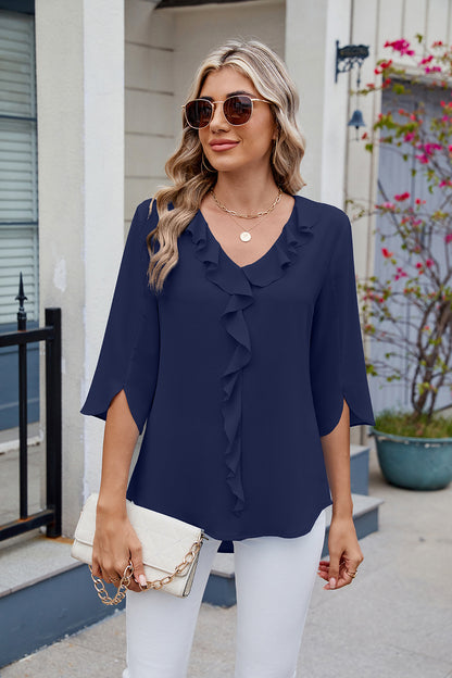 Bluse mit Rüschen, V-Ausschnitt und Dreiviertelärmeln