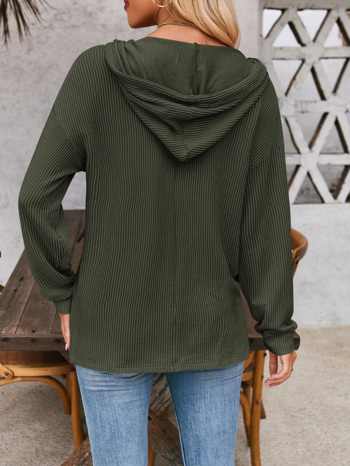 Double Take – Langärmliger Hoodie mit Kordelzug und überschnittener Schulter