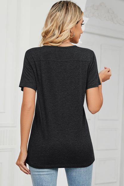 Kurzärmliges T-Shirt mit V-Ausschnitt