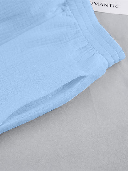 Strukturiertes Set mit langärmligem Hemd und Hose zum Zuknöpfen