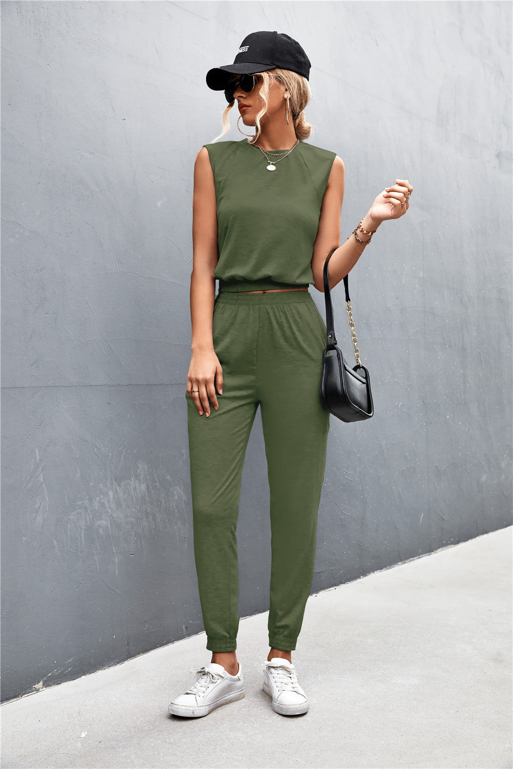 Set aus ärmellosem Top und Jogginghose