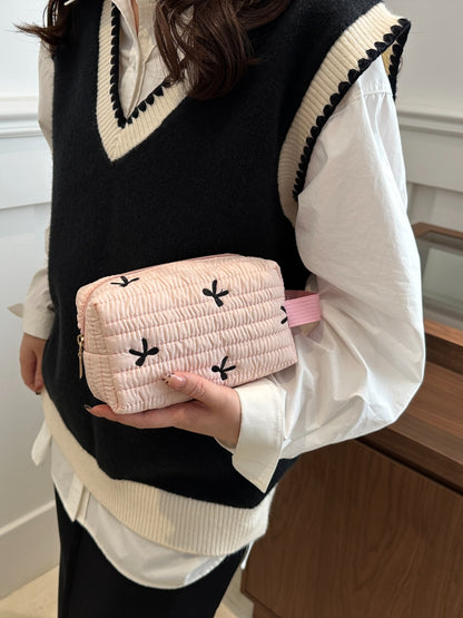 Armband mit kontrastierender Textur und Schleife