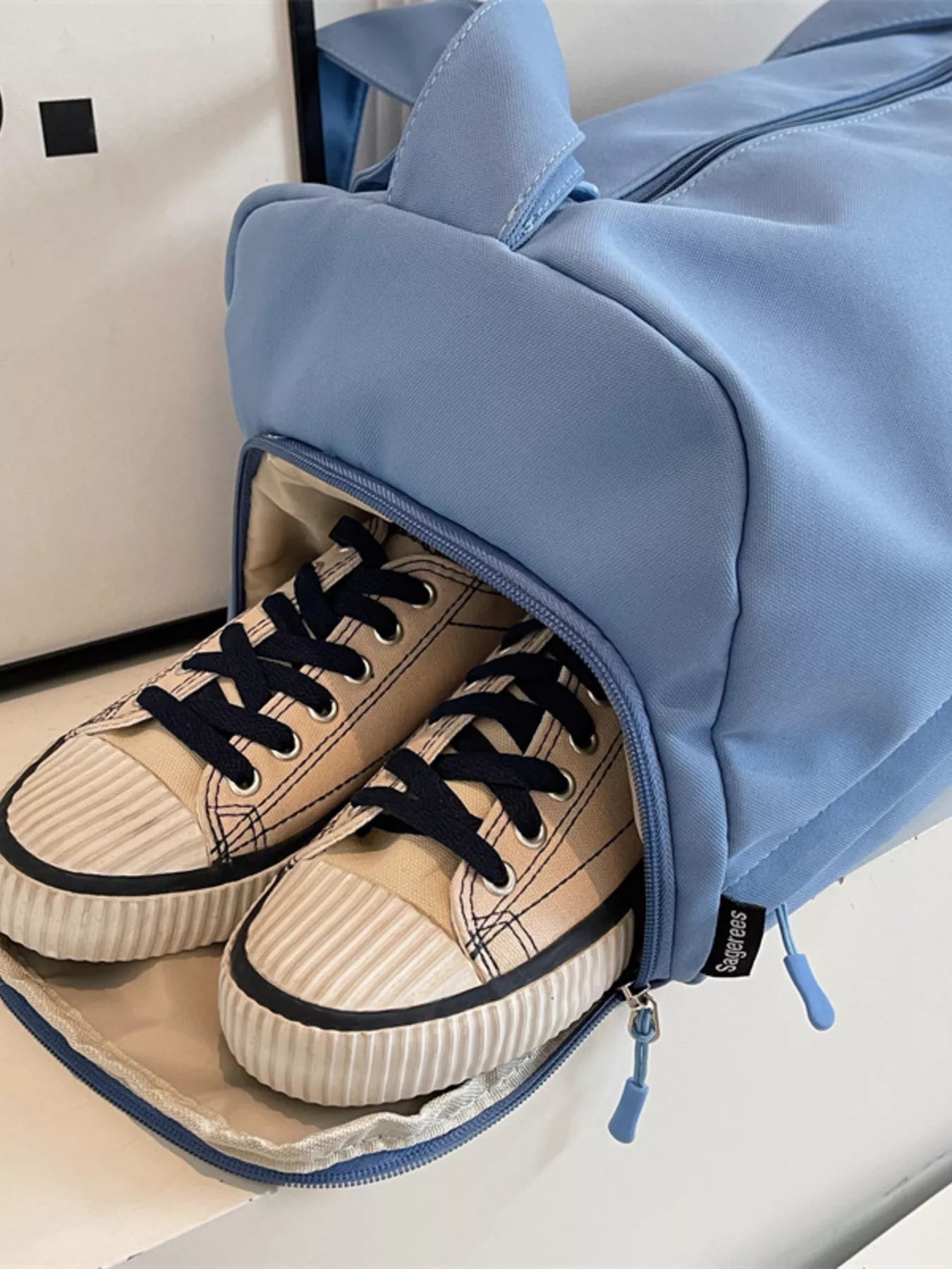 1b1641bb71754055a20b3ad79717168b-Max-Origin