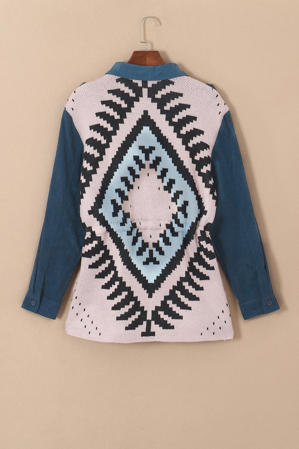 Chaqueta geométrica de manga larga con cordón y botones de talla grande