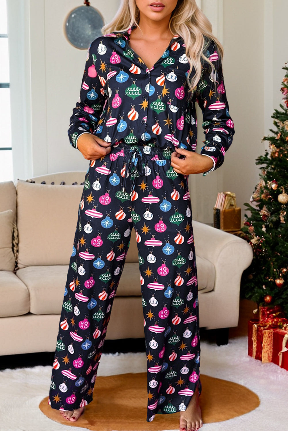 Set aus Oberteil und Hose mit Weihnachtslichter-Print und Kragen