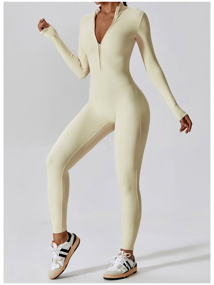 Jumpsuit mit Stehkragen und langen Ärmeln und Reißverschluss