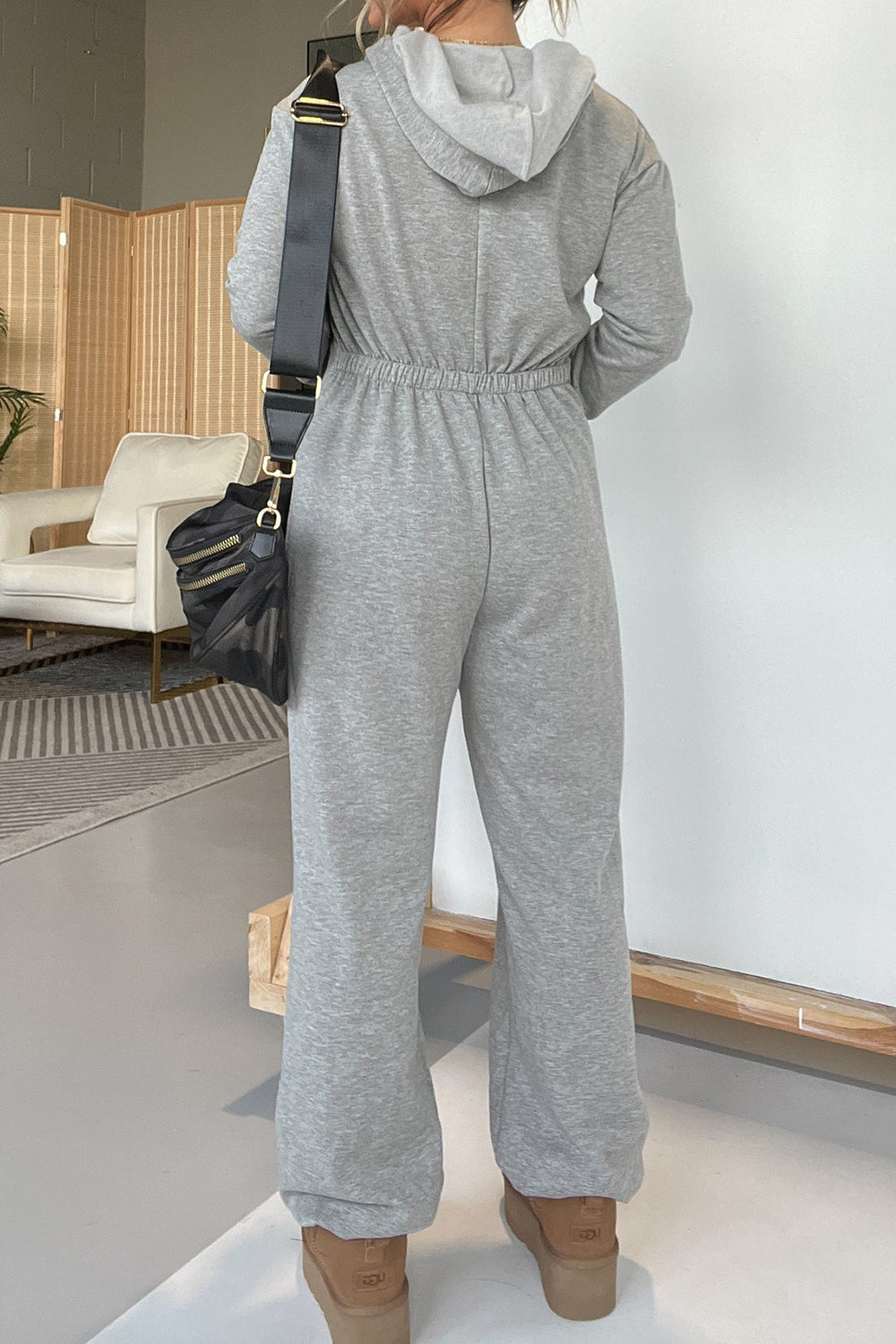 Jumpsuit mit langen Ärmeln und Kordelzug in voller Größe
