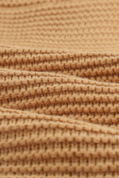 Rollkragenpullover mit langen Ärmeln und seitlichem Schlitz