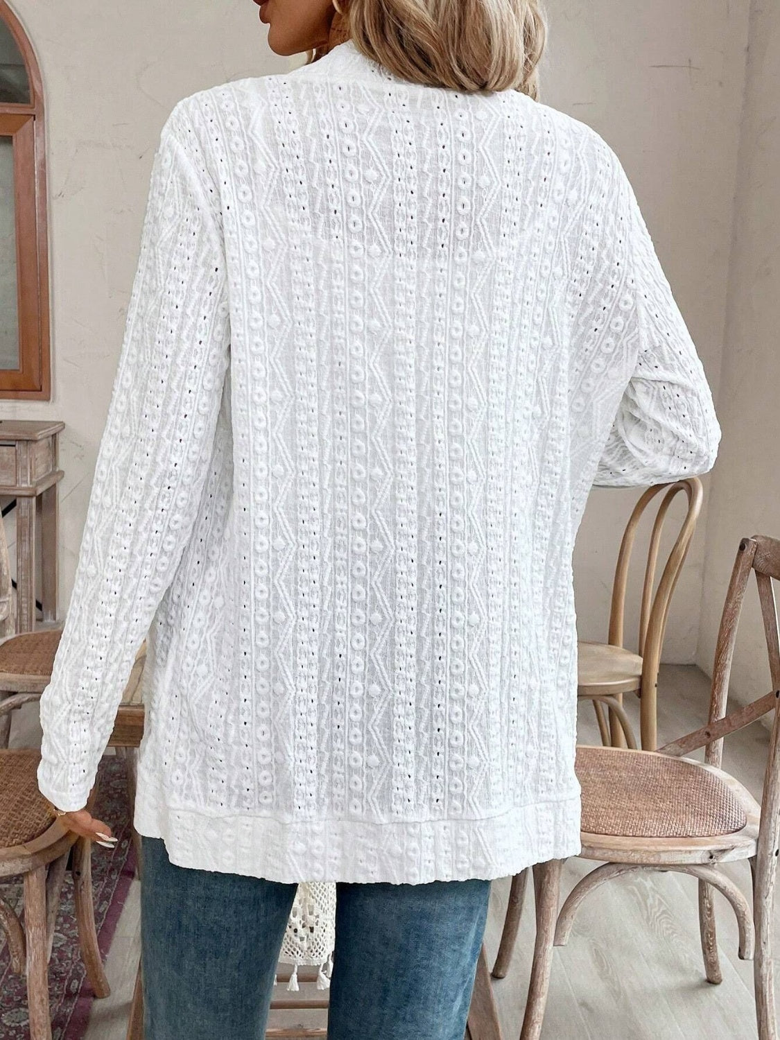 Cover Up mit Taschen und Ösen vorne offen