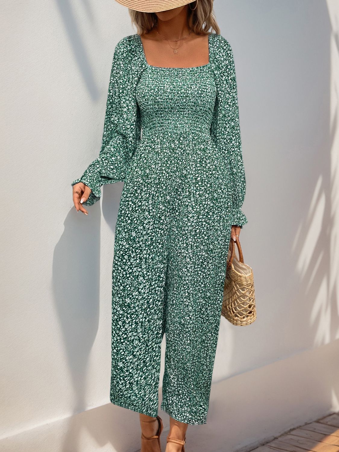Perfee – Langärmliger Jumpsuit mit weitem Bein und gesmoktem Print