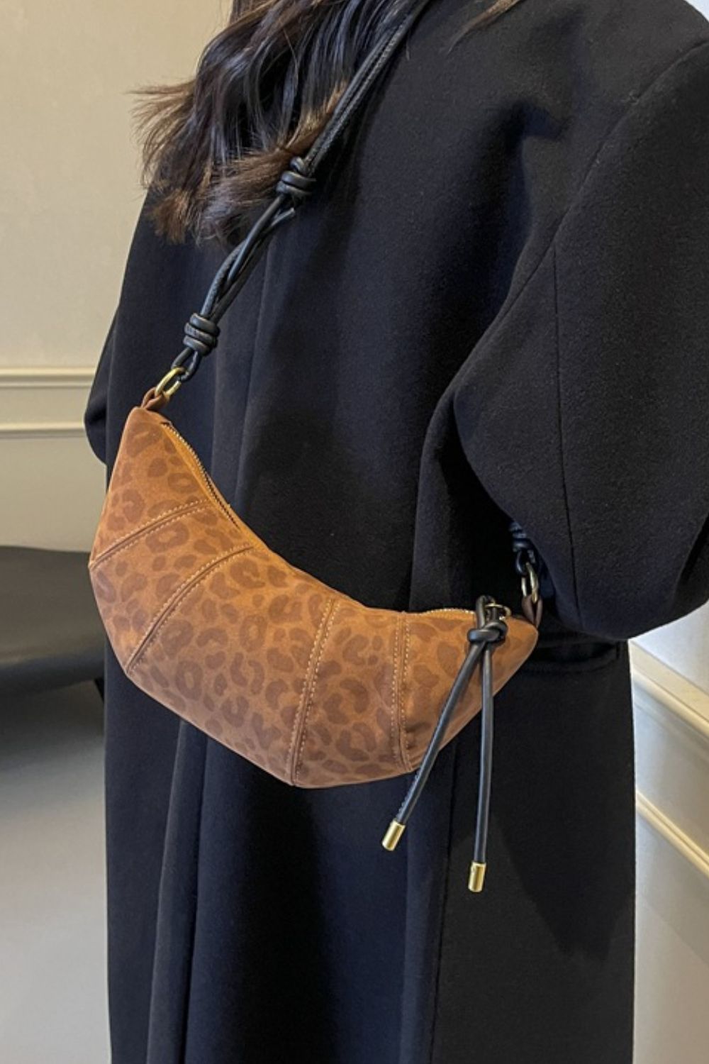 Umhängetasche aus Wildleder mit PU-Lederriemen