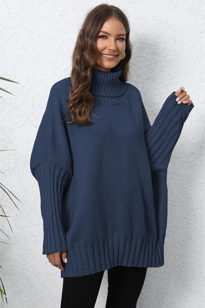 Gerippter Pullover mit Rollkragen und langen Ärmeln