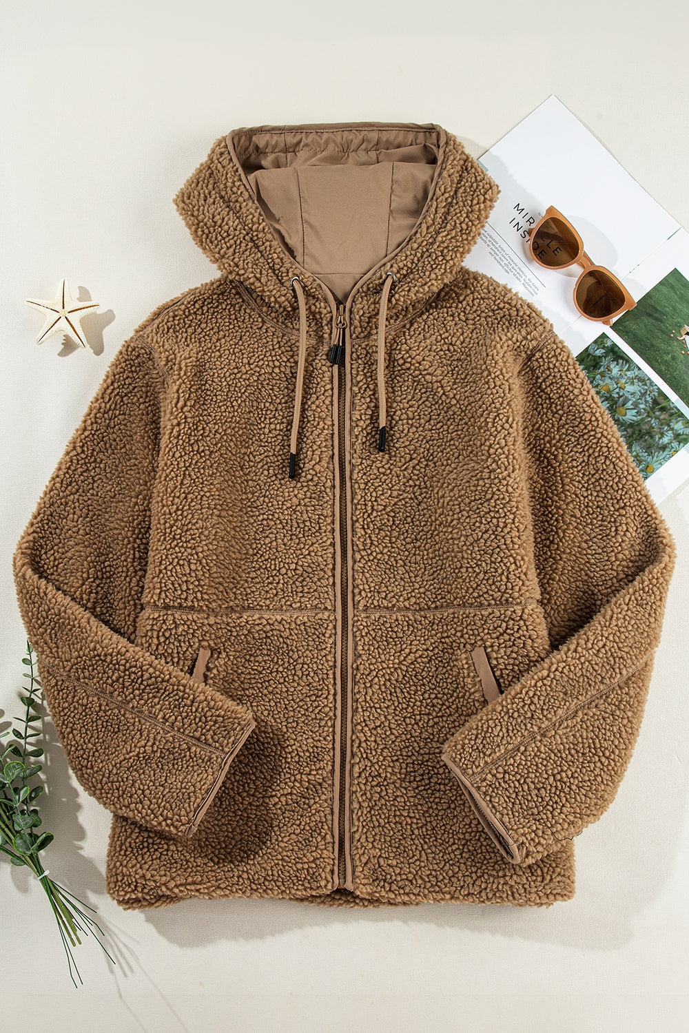 Fleecejacke mit Reißverschluss und Kapuze und Kordelzug