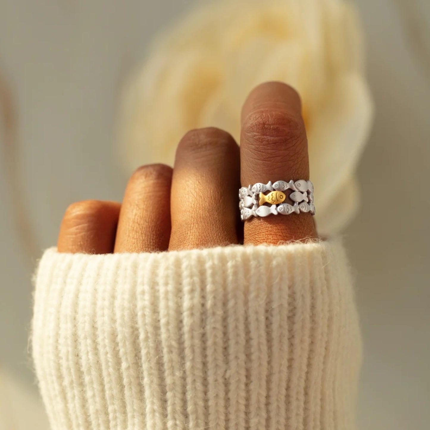 Offener Ring aus 925er Sterlingsilber mit Fischmotiv