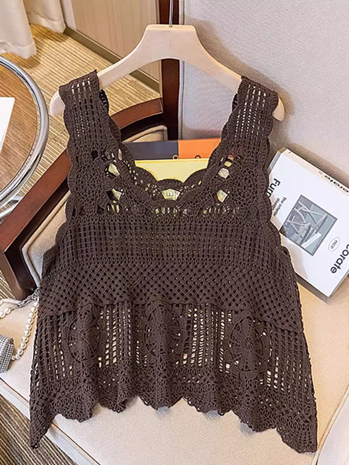 Durchbrochenes Tanktop mit U-Ausschnitt