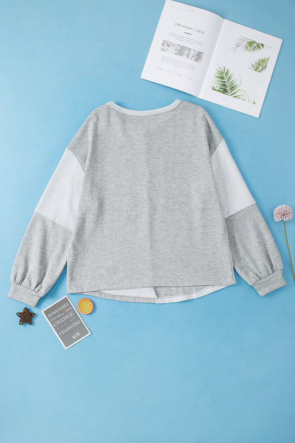 Oberteil mit Farbblock und zwei Brusttaschen sowie U-Boot-Ausschnitt